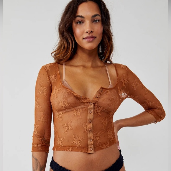 Free People Free People Lost In Lace Cardi Bright Cider Lace Button-Up Blouse L - Picture 3 of 7